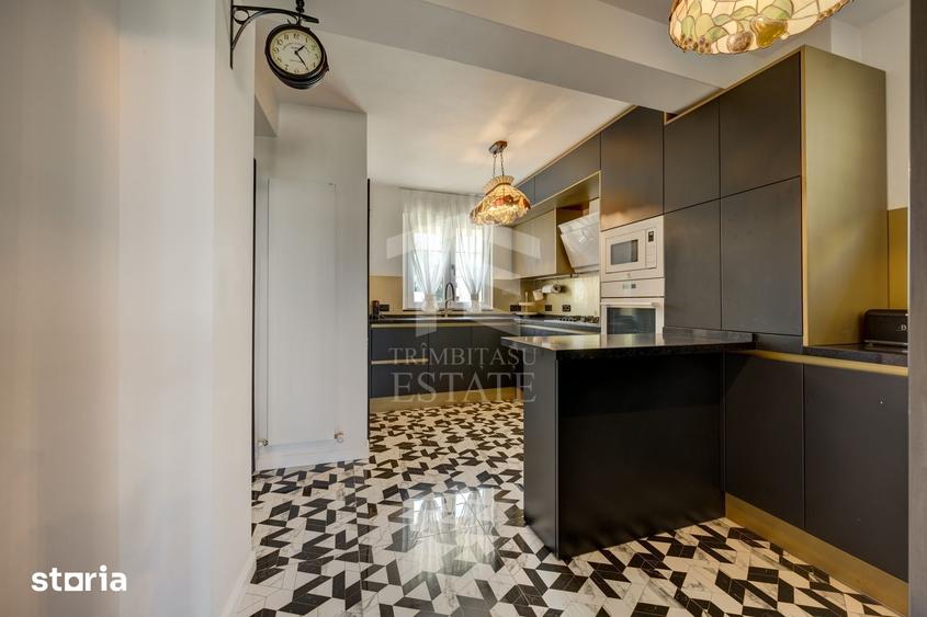 Casă cu 5 camere cu Teren 250 Mp în Pipera