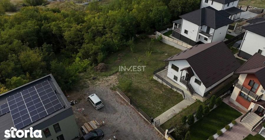 Casă cu 3 camere cu Teren 1550 Mp în Golăiești