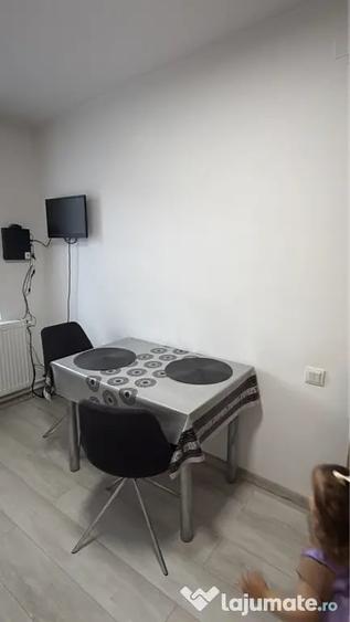Apartament cu 3 camere decomandat în Nord