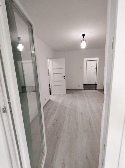 Apartament cu 3 camere decomandat în Tătărași