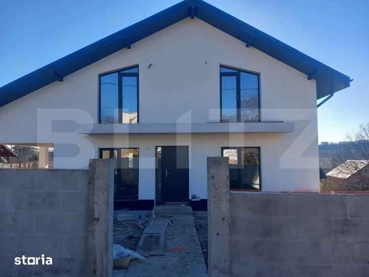 Casă cu 5 camere cu Teren 500 Mp în Valea Adâncă