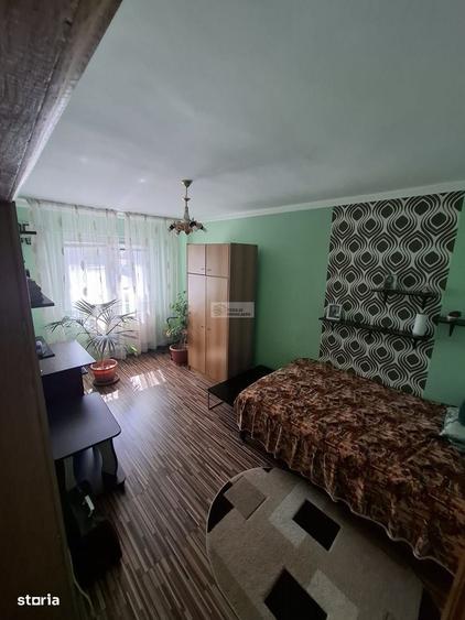 Apartament cu 4 camere în Central