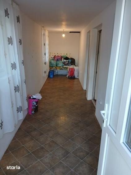 Casă cu 2 camere cu Teren 550 Mp în Central