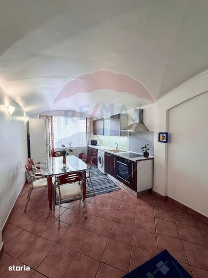 Casă cu 4 camere cu Teren 700 Mp în Bucium