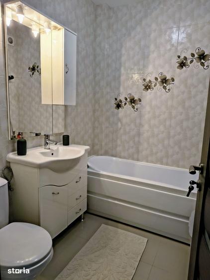 Apartament cu 3 camere decomandat în Burdujeni