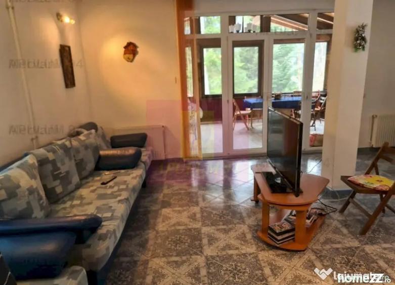 Casă cu 1 camere cu Teren 340 Mp în Cumpătu