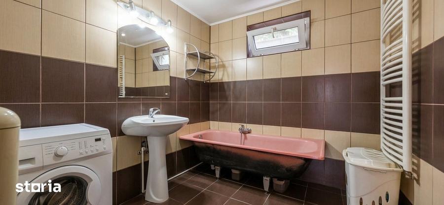 Casă cu 3 camere cu Teren 200 Mp în Alexandriei