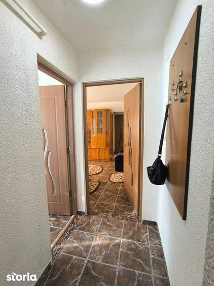 Apartament cu 2 camere semidecomandat în Micro 6