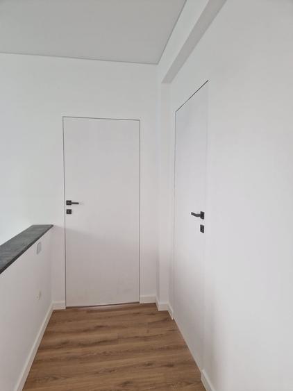 Casă individuală cu 5 camere cu Canalizare în Palazu Mare