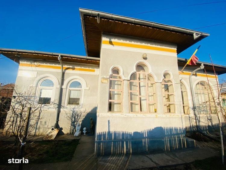 Casă cu 4 camere în Marotinu de Sus
