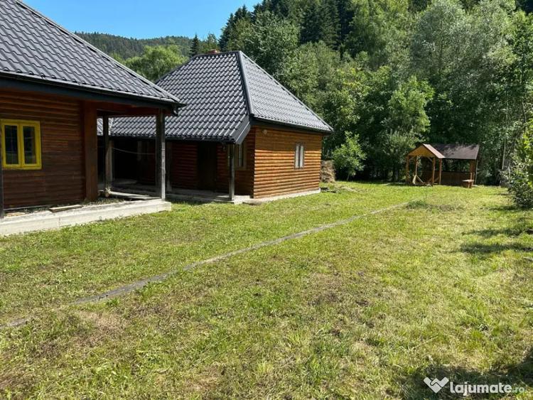 Casă cu 5 camere cu Teren 1250 Mp în Marginea