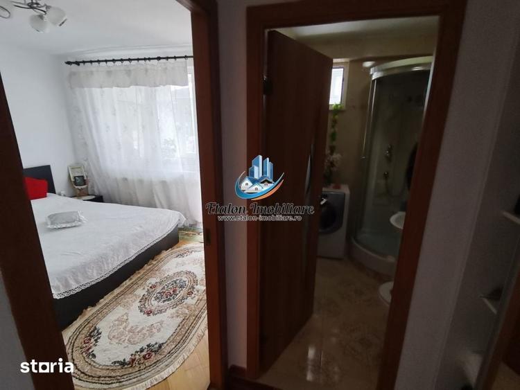 Apartament cu 3 camere decomandat în Dărmănești