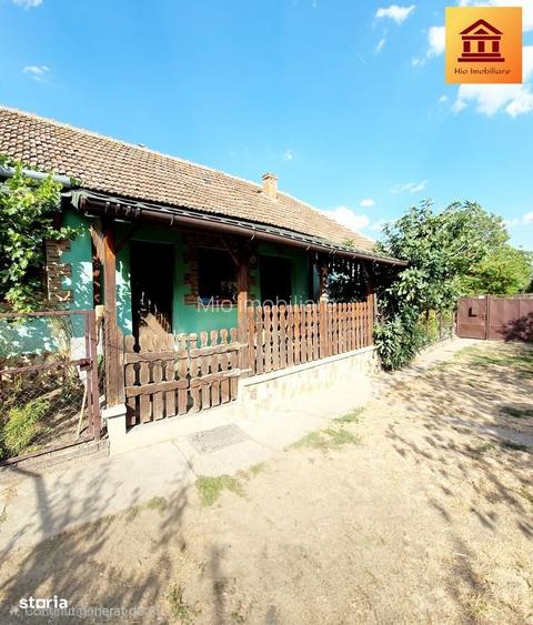 Casa localitatea Olari