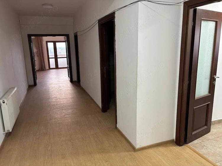 Spațiu comercial, de 520 mp, în Central