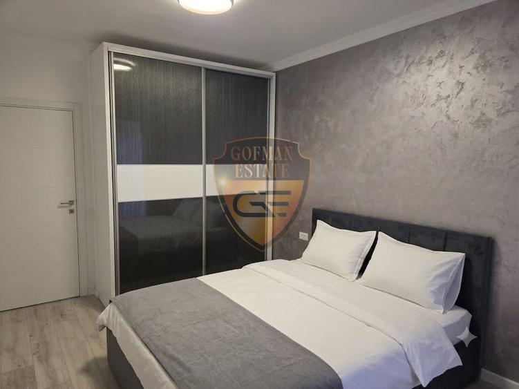 Apartament cu 3 camere decomandat, mobilat în Energia