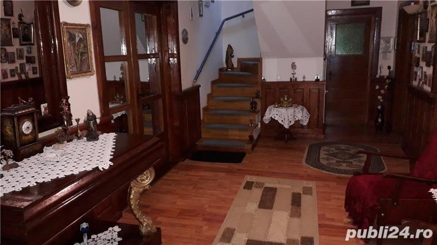 Casă cu 6 camere cu Teren 1600 Mp în Roșiori de Vede