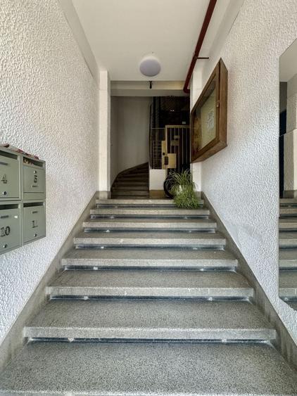 Apartament cu 4 camere circular, mobilat în Universitate