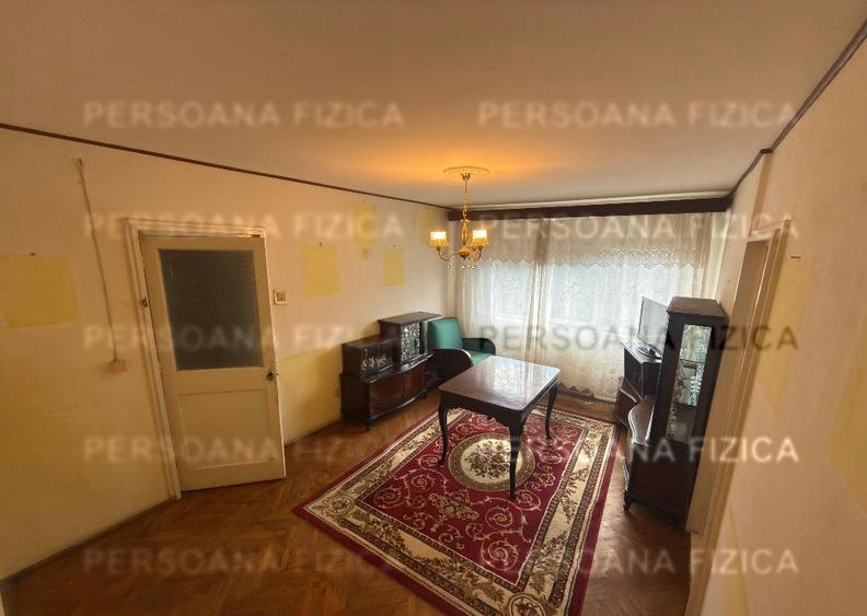 Apartament cu 2 camere semidecomandat în Podu Roș