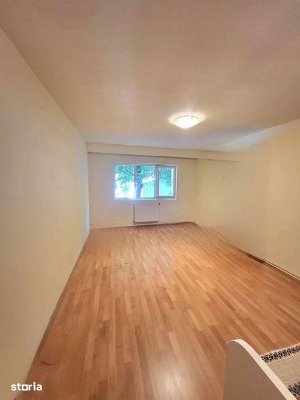 Apartament cu 2 camere decomandat în Plopilor