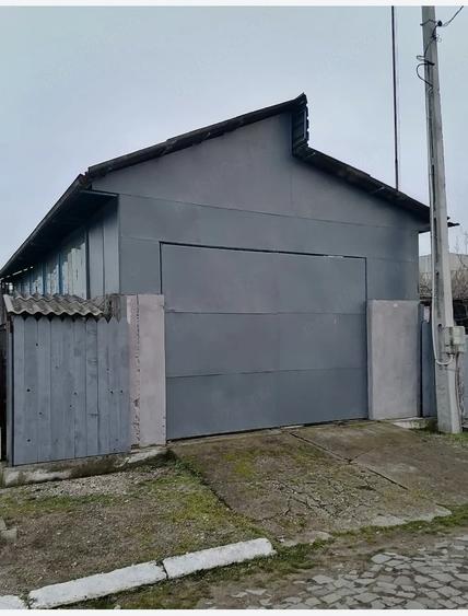 Spațiu comercial, de 100 mp, în Central