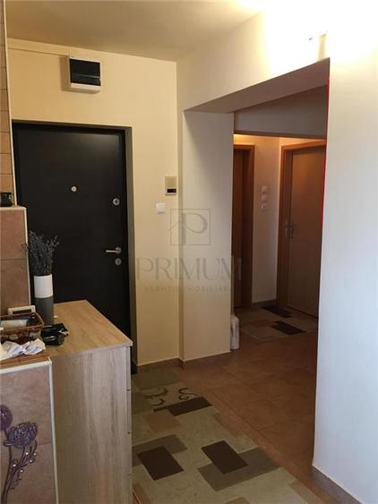 Apartament cu 4 camere decomandat în Simion Bărnuțiu