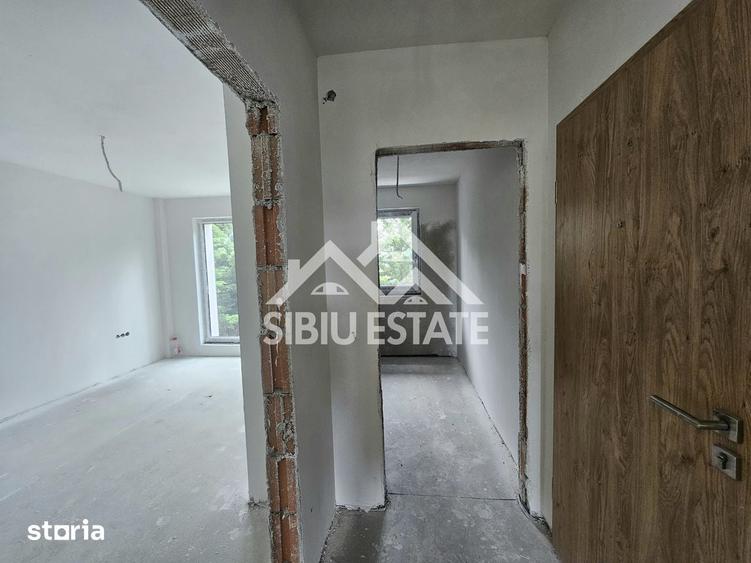 Apartament cu 3 camere în Cristian