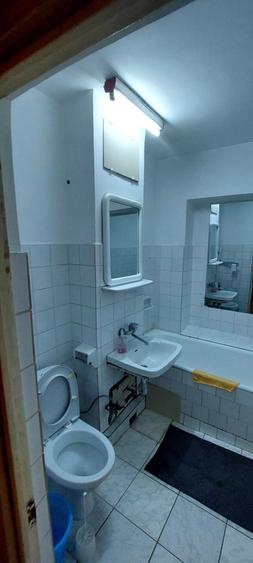 Apartament cu 4 camere decomandat în Păcurari