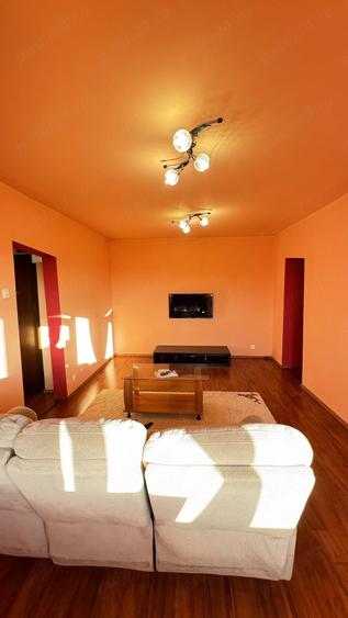 Apartament cu 3 camere decomandat în Rahova