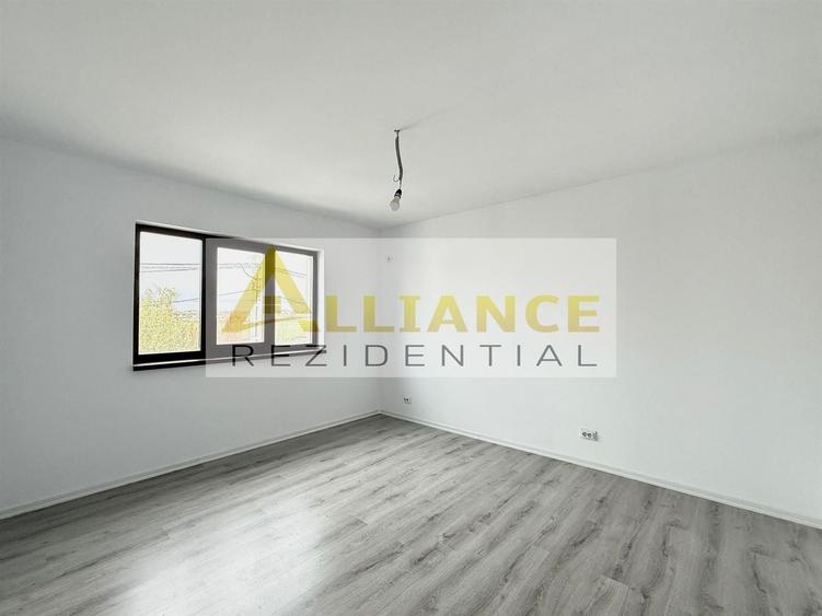 Casă individuală cu 4 camere decomandat cu Canalizare în Berceni