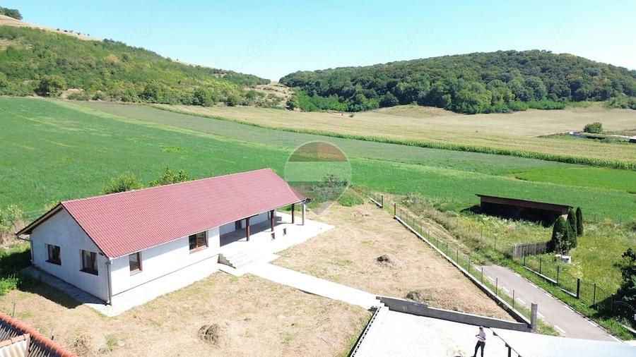 Casă cu 3 camere cu Teren 1163 Mp în Blăjel