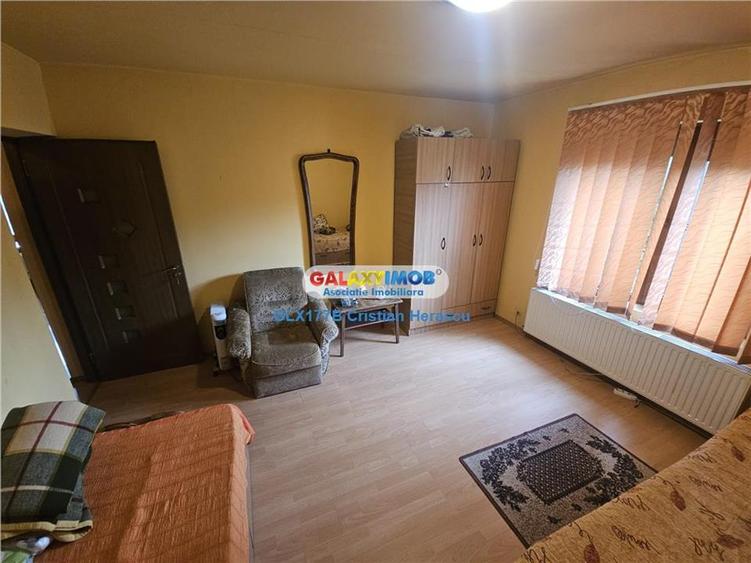 Casă cu 3 camere cu Teren 434 Mp în Sud-Vest