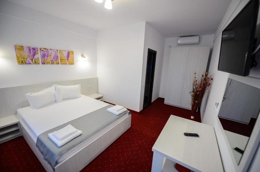 Hotel/Pensiune, de 20 mp, în Nord