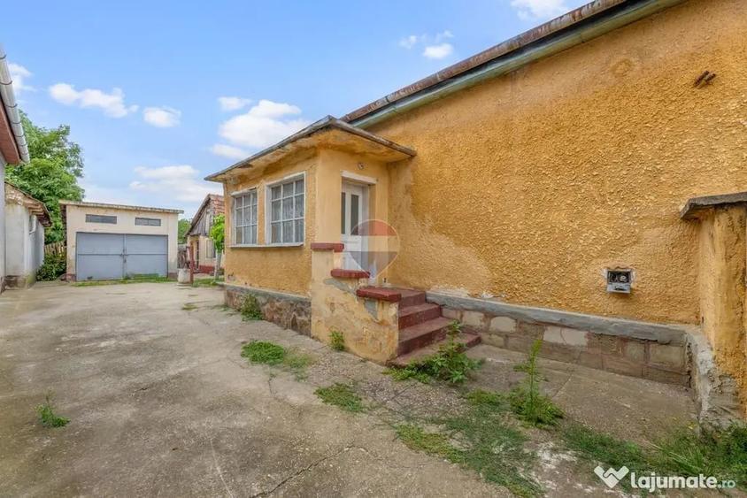 Casă cu 3 camere cu Teren 1480 Mp în Gai