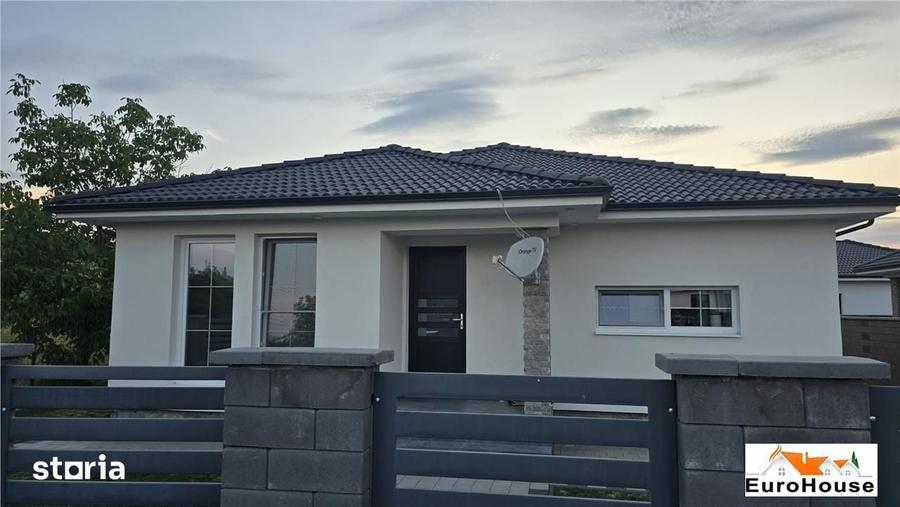 Casă cu 4 camere cu Teren 450 Mp în Cetate