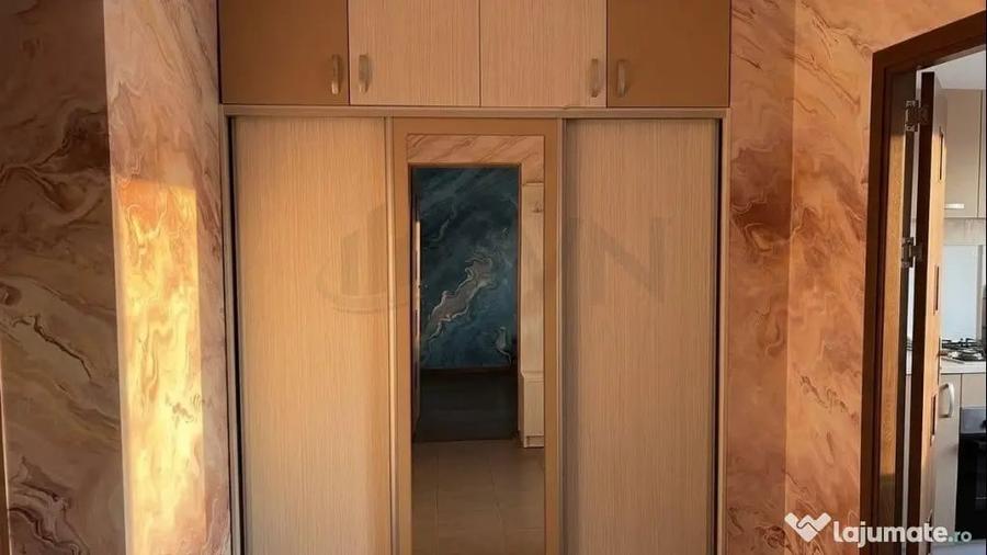 Apartament cu 2 camere semidecomandat în Obor