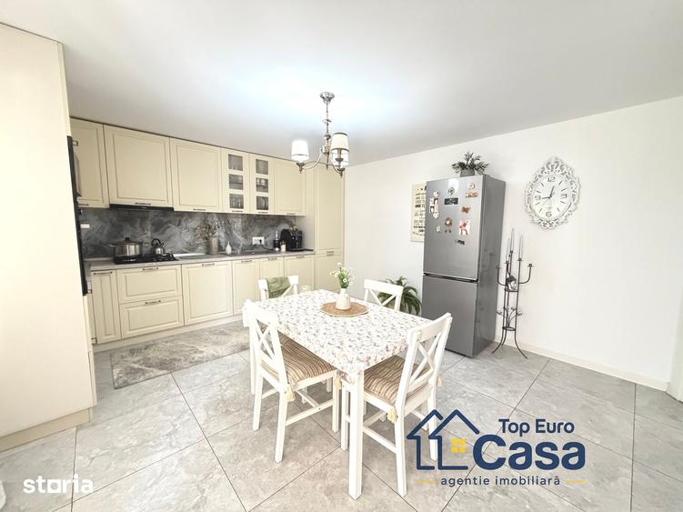 Casă cu 4 camere cu Teren 1257 Mp în Stâlpeni