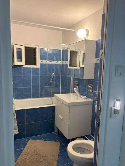 Apartament cu 2 camere decomandat în Crângași