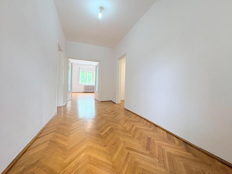 Apartament cu 3 camere decomandat în Iosefin