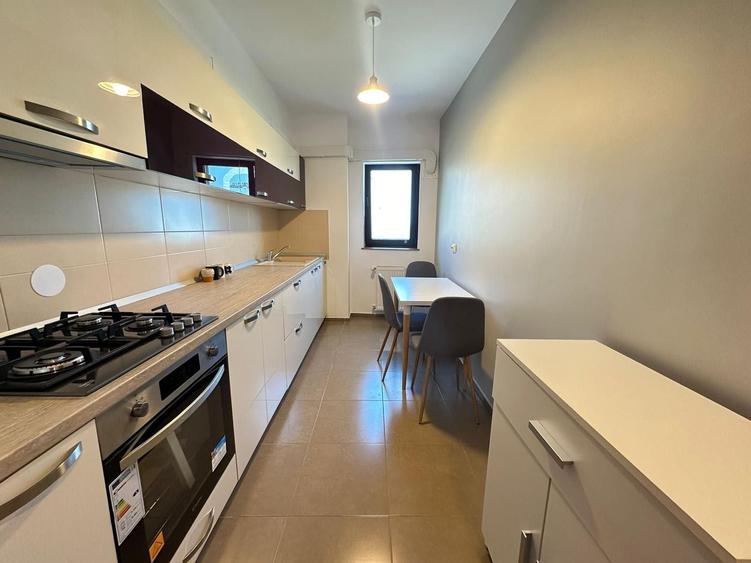Apartament cu 2 camere decomandat în Centrul Civic