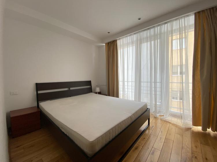 Apartament cu 3 camere, mobilat în Herăstrău