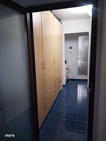 Apartament cu 3 camere decomandat în Radu Negru