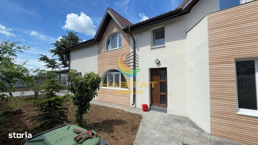 Casă cu 4 camere în Crețești