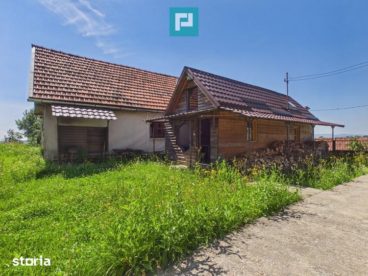 Casă cu 4 camere cu Teren 1485 Mp în Gurahonț