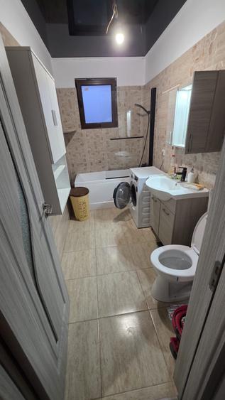 Apartament cu 2 camere decomandat în Olteni