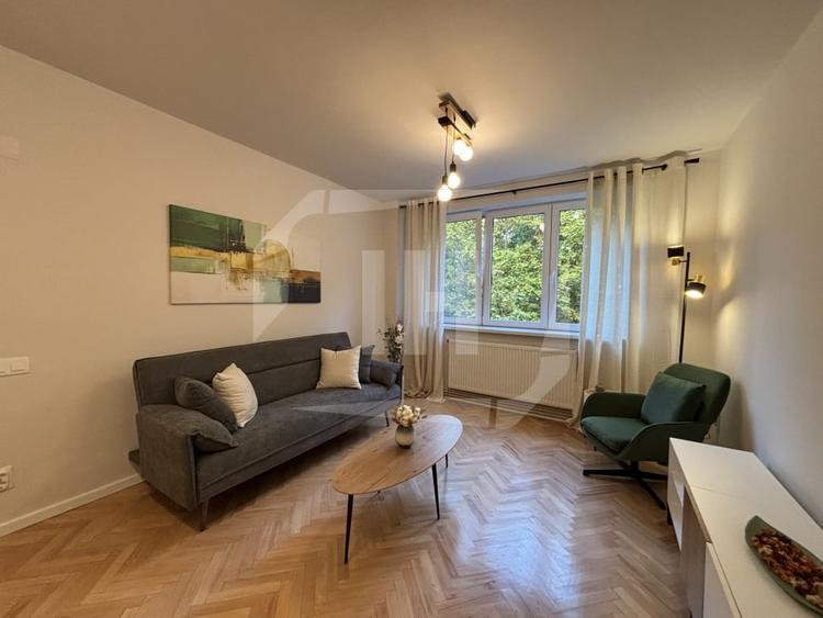 Apartament cu 2 camere semidecomandat, mobilat în Gheorgheni