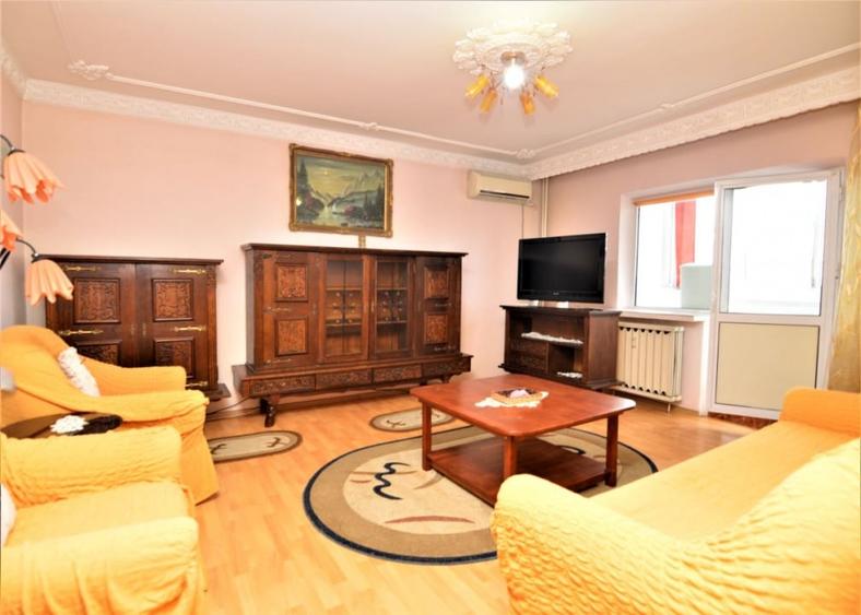 Apartament cu 3 camere decomandat, mobilat în Vitan