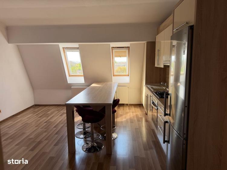Apartament cu 3 camere în Carpați 2