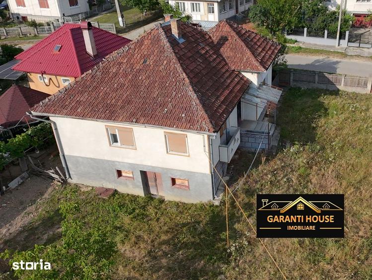 Casă cu 3 camere cu Teren 3572 Mp în Finteușu Mare