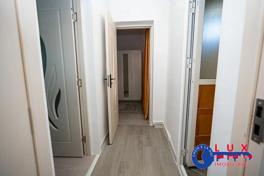 Apartament cu 3 camere semidecomandat în Big