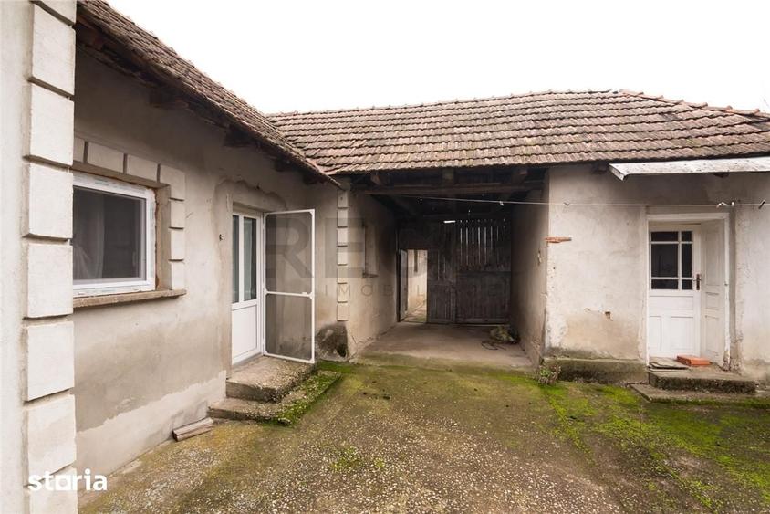 Casă cu 4 camere cu Teren 1021 Mp în Sârbi